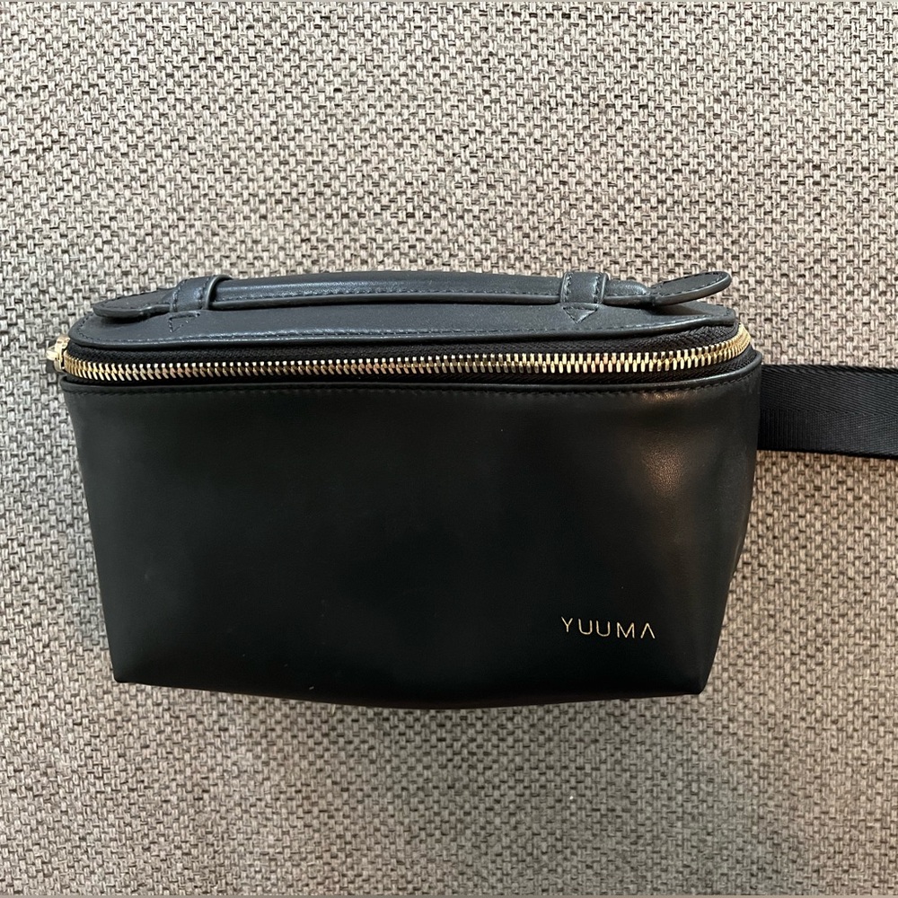 Yuuma Jolie Belt Bag in Onyx